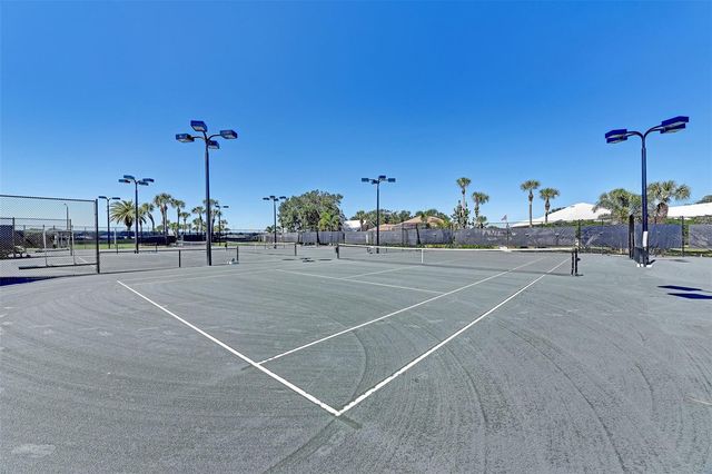 1421 GLENEAGLES DRIVE, Venice, FL 34292