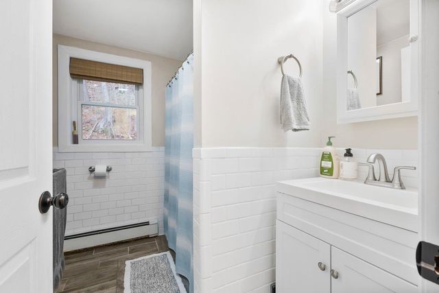 905 VT Route 9, Woodford, VT 05201