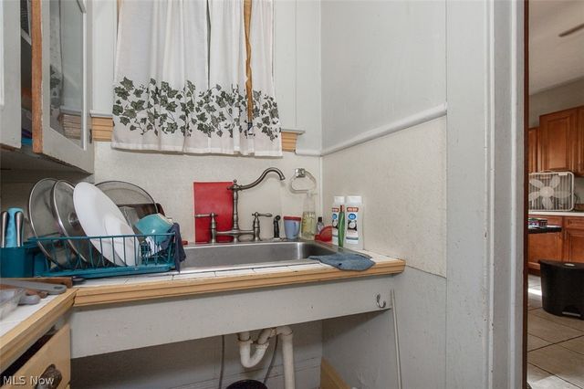 4120 Trowbridge Avenue, Cleveland, OH 44109