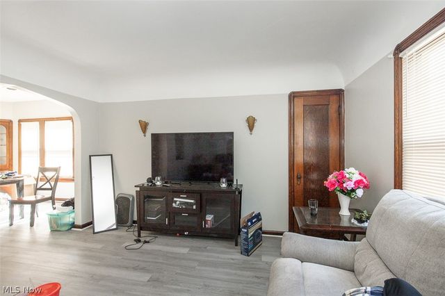 4120 Trowbridge Avenue, Cleveland, OH 44109