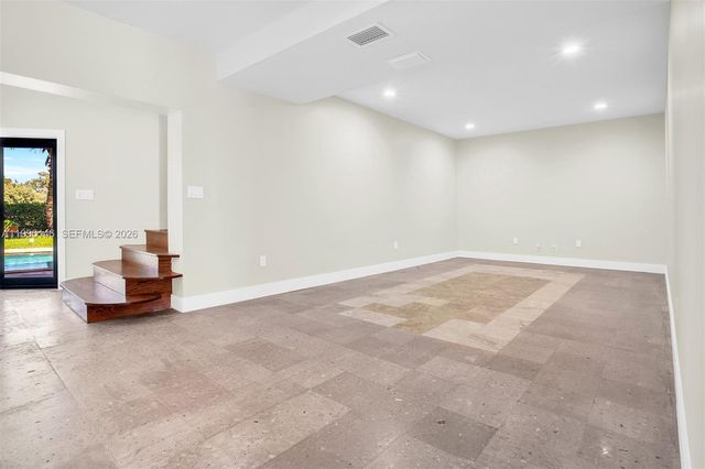 545 S Shore Drive, Miami Beach, FL 33141