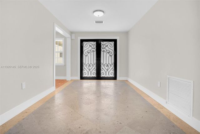 545 S Shore Drive, Miami Beach, FL 33141