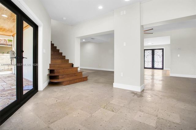 545 S Shore Drive, Miami Beach, FL 33141
