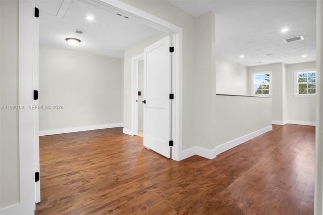 545 S Shore Drive, Miami Beach, FL 33141