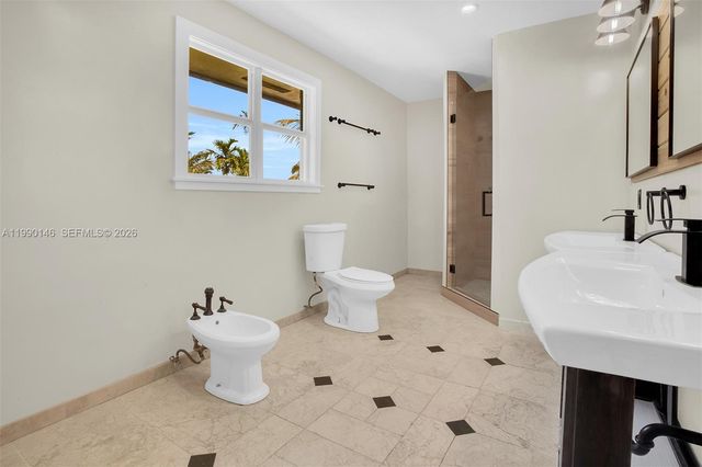 545 S Shore Drive, Miami Beach, FL 33141