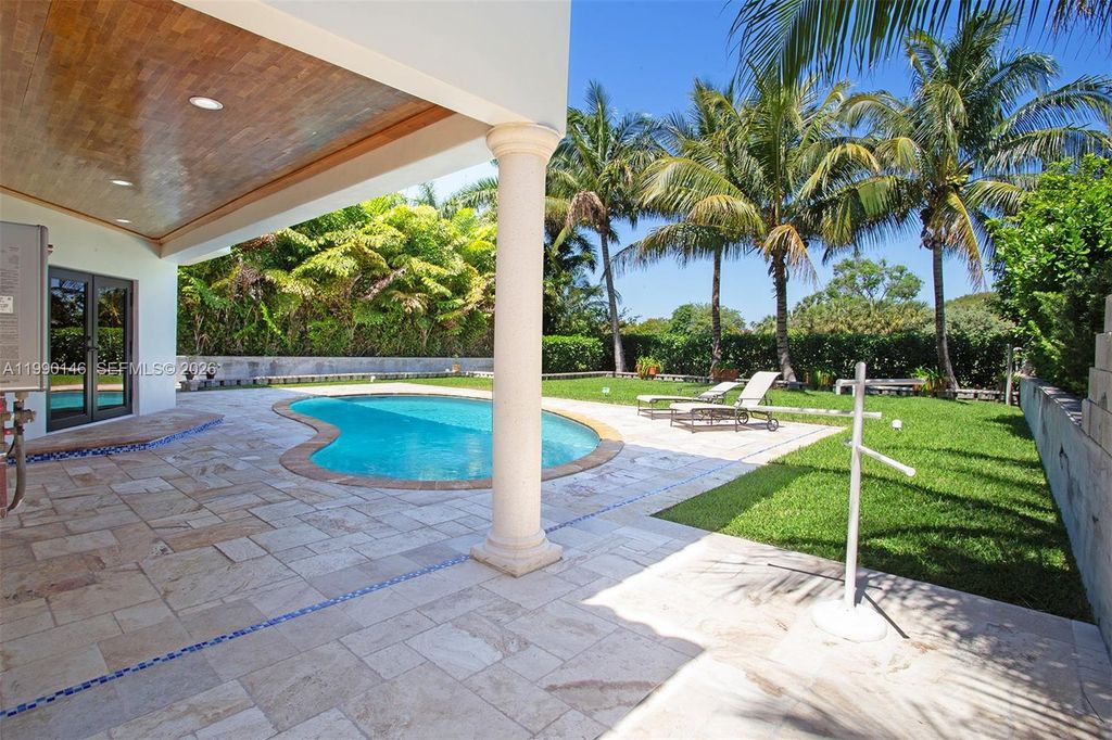 545 S Shore Drive, Miami Beach, FL 33141