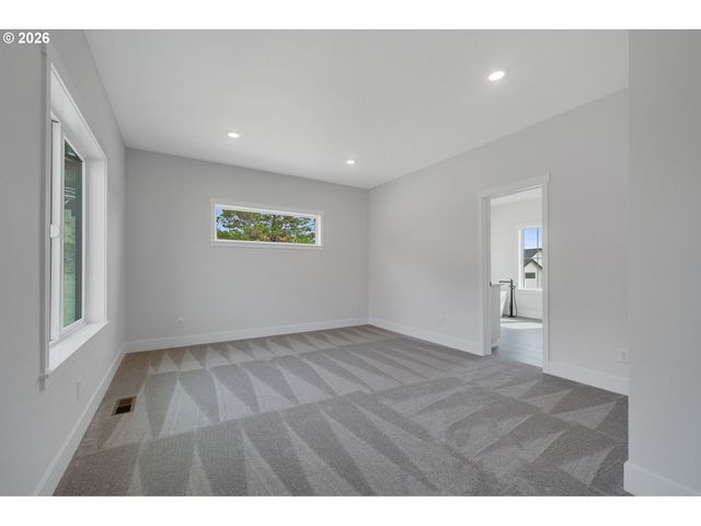 483 Meadows Dr, Manzanita, OR 97130