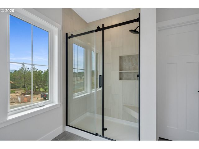 483 Meadows Dr, Manzanita, OR 97130