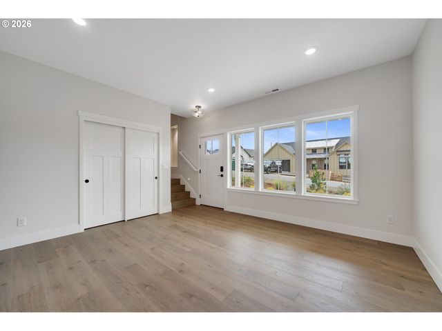 483 Meadows Dr, Manzanita, OR 97130