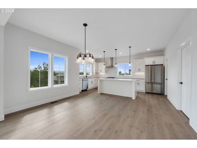 483 Meadows Dr, Manzanita, OR 97130
