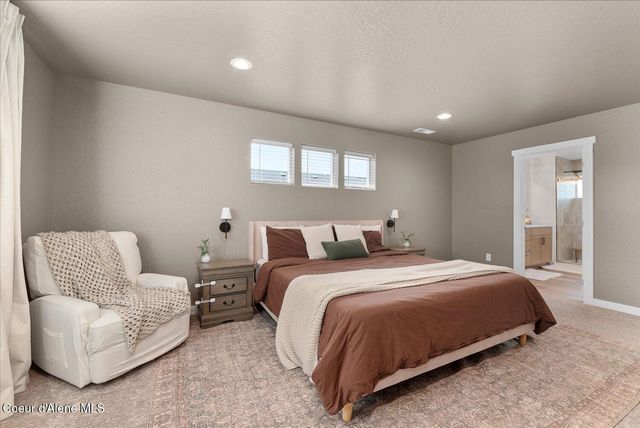 13697 N Ramore CT, Rathdrum, ID 83858