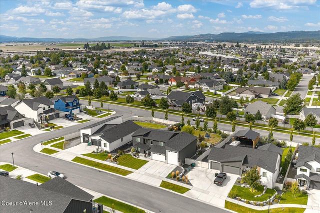 13697 N Ramore CT, Rathdrum, ID 83858
