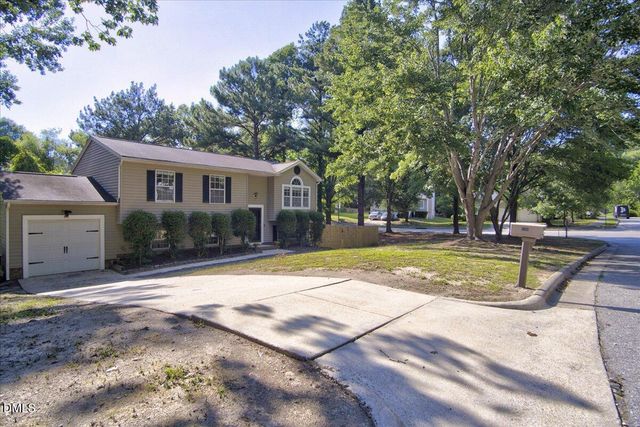 109 Summershade Court, Knightdale, NC 27545