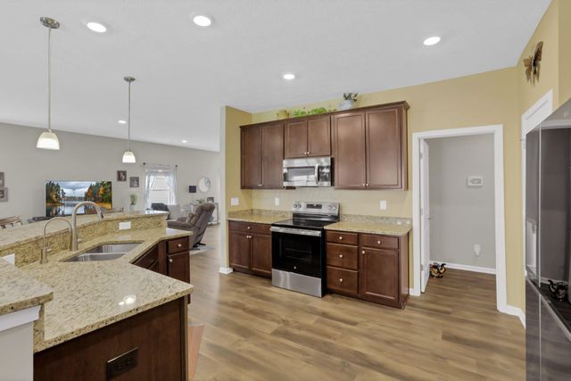 1414 Hemetite Drive, Grove City, OH 43123