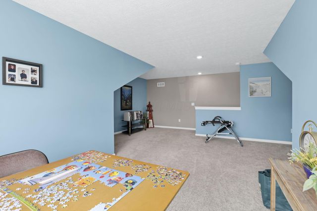 1414 Hemetite Drive, Grove City, OH 43123