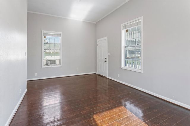 511 9th Street, Galveston, TX 77550