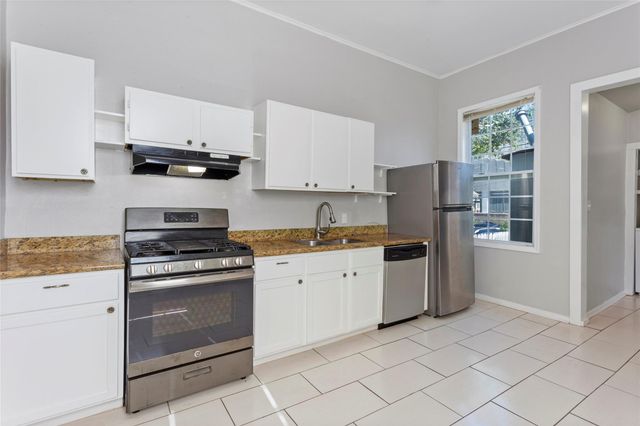 511 9th Street, Galveston, TX 77550