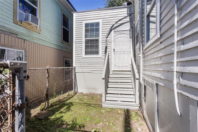 511 9th Street, Galveston, TX 77550