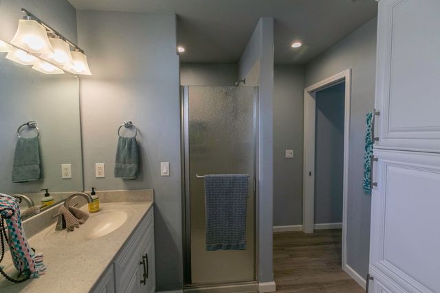 25767 S 605 Road, Grove, OK 74344