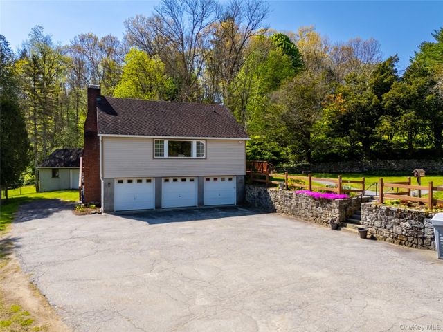282-284 Doansburg Road, Brewster, NY 10509