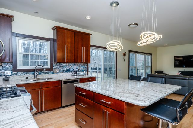 2651 Jefferson Drive, Stevensville, MI 49127