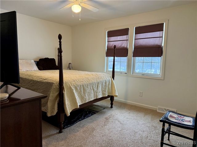 90 Carriage Drive 5, Orchard Park, NY 14127