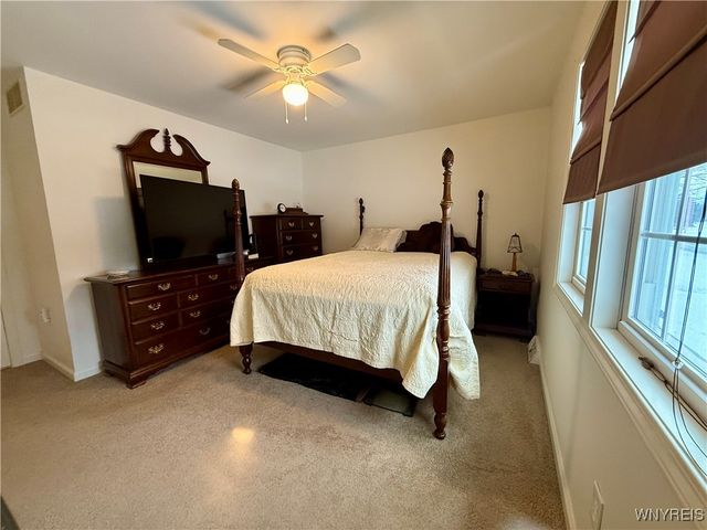 90 Carriage Drive 5, Orchard Park, NY 14127