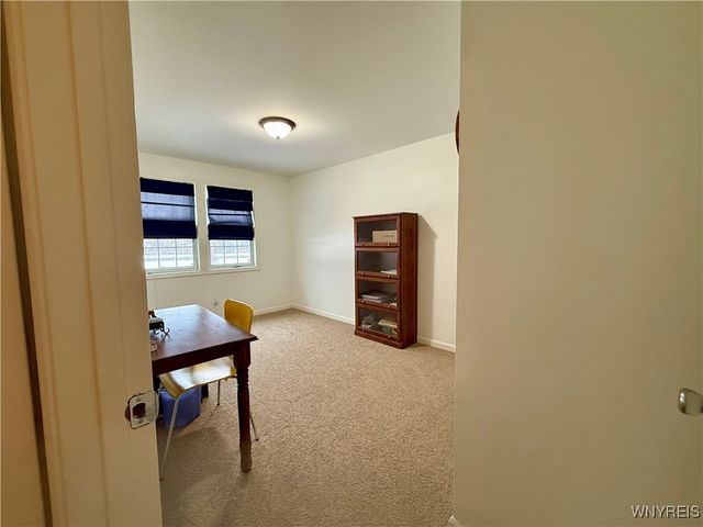 90 Carriage Drive 5, Orchard Park, NY 14127