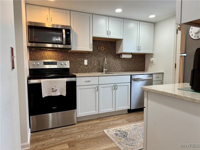 90 Carriage Drive 5, Orchard Park, NY 14127