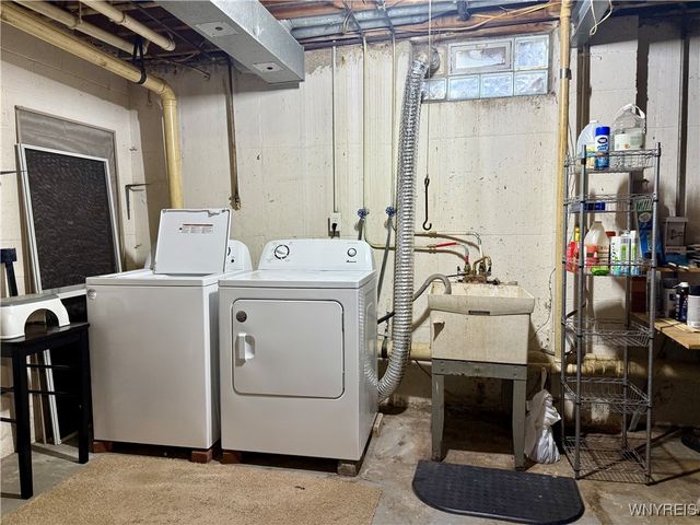 90 Carriage Drive 5, Orchard Park, NY 14127