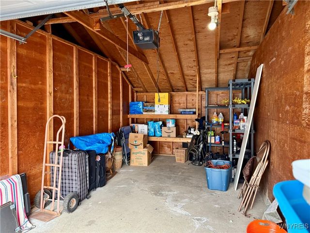 90 Carriage Drive 5, Orchard Park, NY 14127