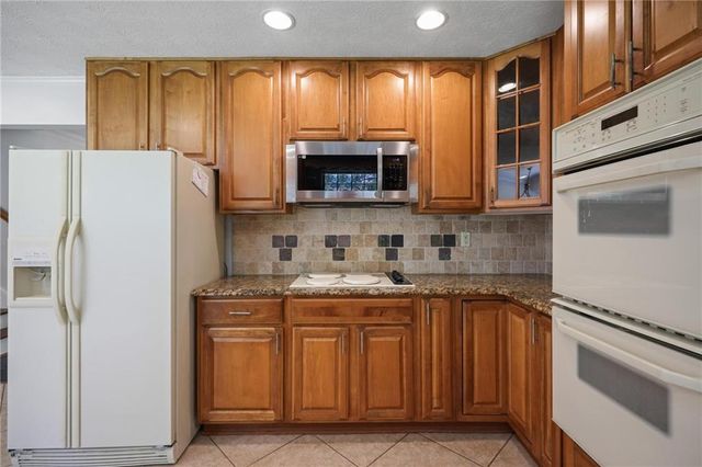 2458 Dunkerrin Lane, Atlanta, GA 30360