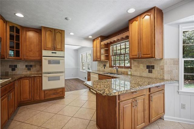 2458 Dunkerrin Lane, Atlanta, GA 30360