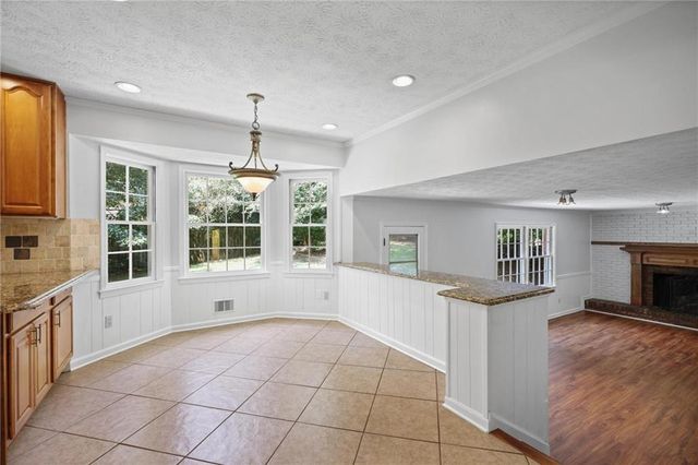 2458 Dunkerrin Lane, Atlanta, GA 30360