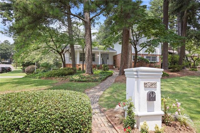 2458 Dunkerrin Lane, Atlanta, GA 30360