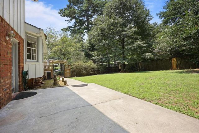 2458 Dunkerrin Lane, Atlanta, GA 30360