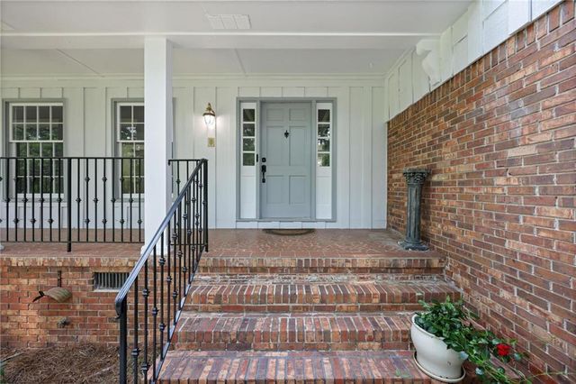 2458 Dunkerrin Lane, Atlanta, GA 30360