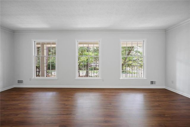 2458 Dunkerrin Lane, Atlanta, GA 30360