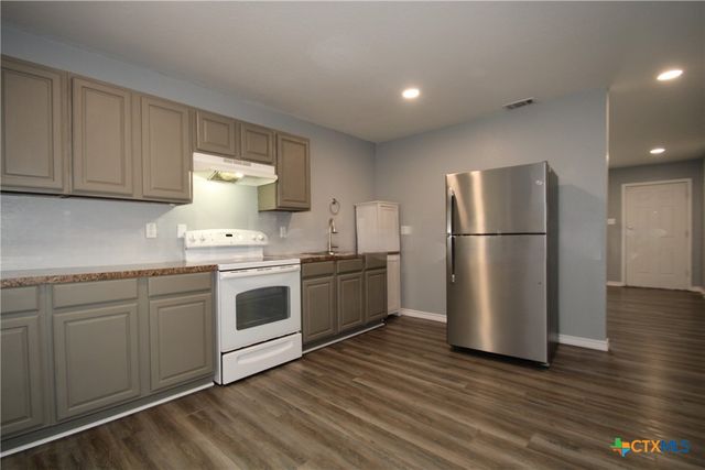 404 Justin Lane, Harker Heights, TX 76548