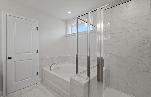 121 Lucas Court, Hoschton, GA 30548
