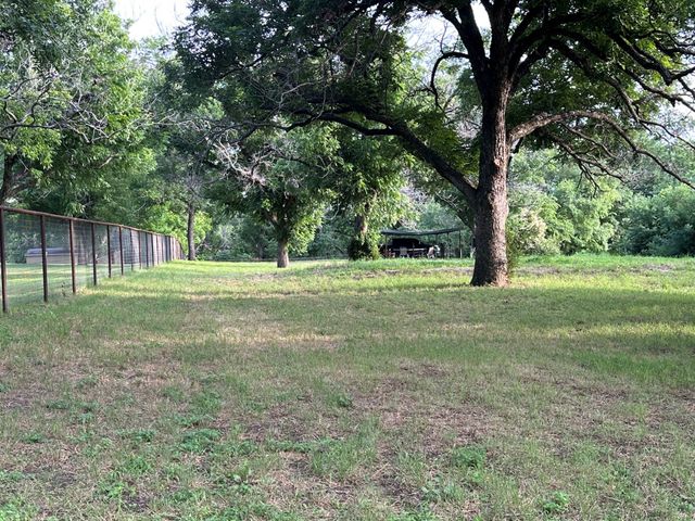 4000 Pecan Lane, Benbrook, TX 76116
