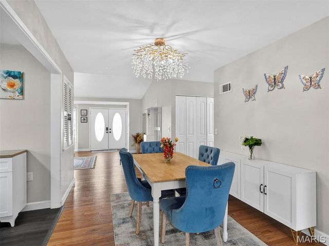 131 Romine Circle, Ballwin, MO 63011