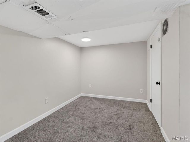 131 Romine Circle, Ballwin, MO 63011