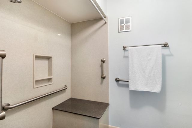 14515 Wunderlich Drive 207, Houston, TX 77069