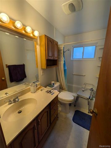 43715 Donley Drive, Sterling Heights, MI 48314