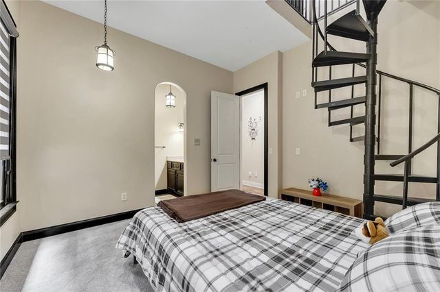 121 Estates At The Lake Drive, Canton, GA 30114