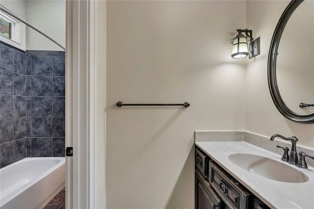 121 Estates At The Lake Drive, Canton, GA 30114