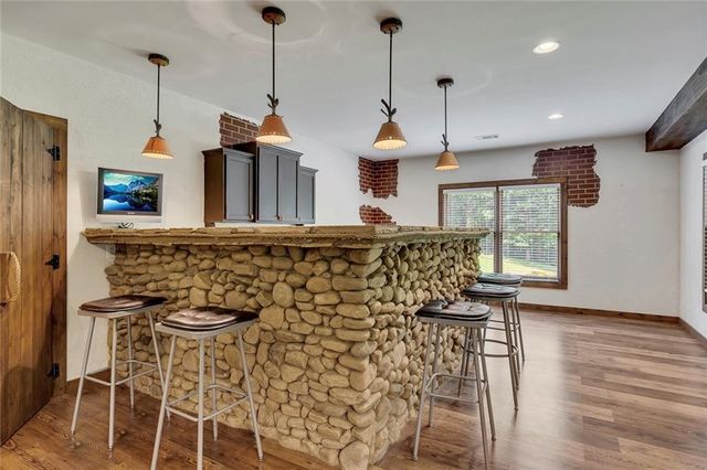 121 Estates At The Lake Drive, Canton, GA 30114