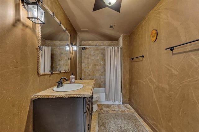 121 Estates At The Lake Drive, Canton, GA 30114