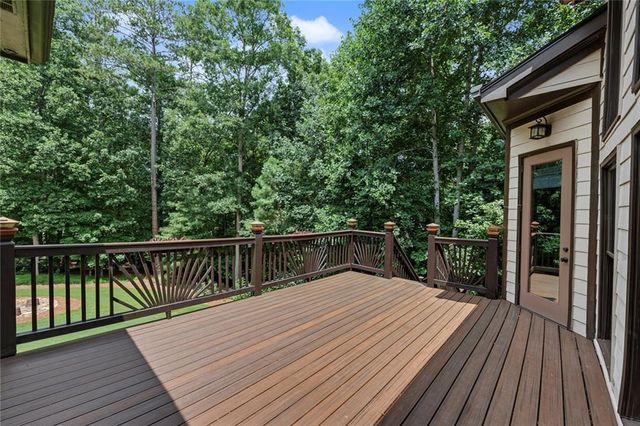 121 Estates At The Lake Drive, Canton, GA 30114